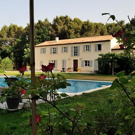 Mas De Lure Bed & Breakfast Salon-de-Provence Eksteriør bilde