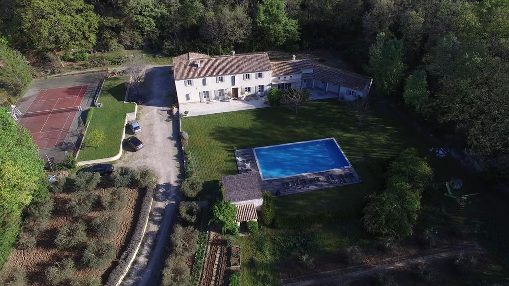 Mas De Lure Bed & Breakfast Salon-de-Provence Eksteriør bilde